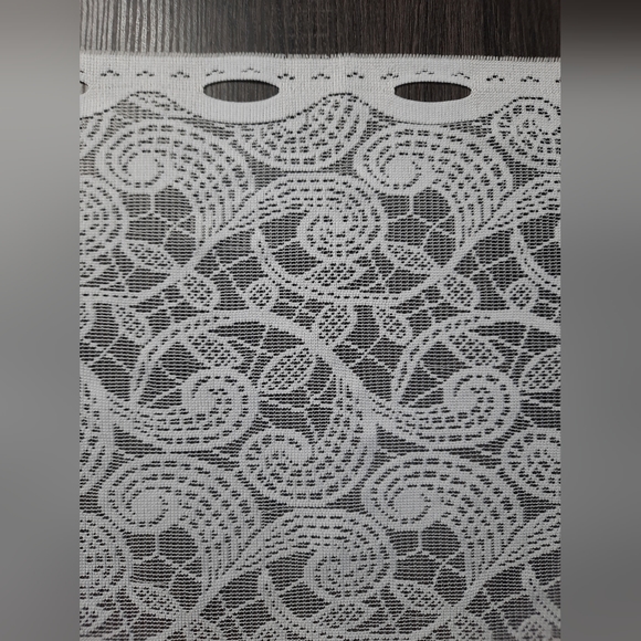 Vintage Pair of Scroll Lace Valance Curtains - Picture 5 of 6